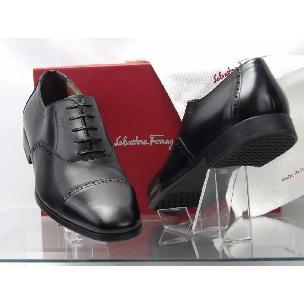 NIB SALVATORE FERRAGAMO RILEY BLACK BROGUE LEATHER LOGO OXFORDS 9 E